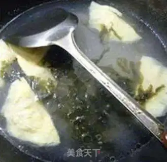 Make Egg dumplings, fan soup step 8