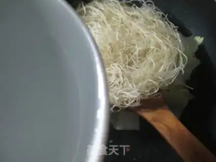 Make Duck and rice noodles step 5