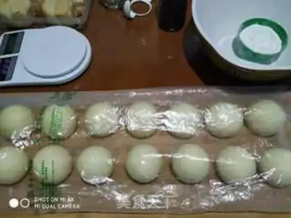 Make Food buns step 1
