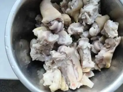 Make Roasted pig hoof step 3