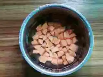 Make Silver-eared sweets from Weishan step 2