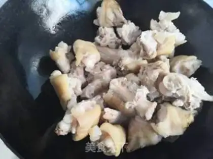 Make Roasted pig hoof step 7
