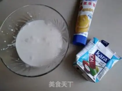 Make Red sugar coconut hooves step 6