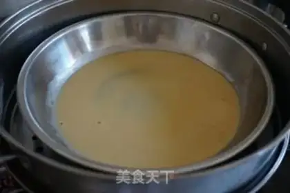 Make Red sugar coconut hooves step 8