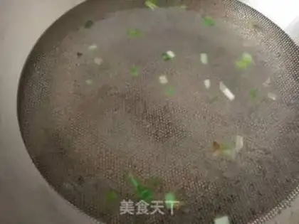 Make Poll-cup potatoes, tofu soup step 3