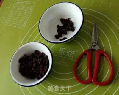 Make Red Snow Souffle step 2