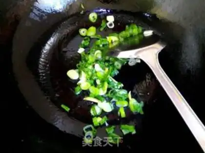 Make Shrimp sauce and peanuts step 3