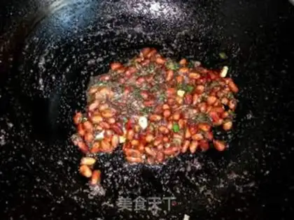 Make Shrimp sauce and peanuts step 6