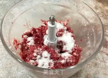 Make Homemade beefballs step 3