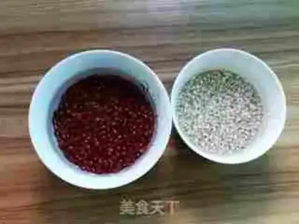 Make Red bean rice soup step 1