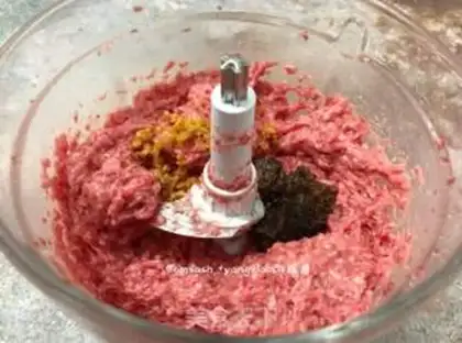 Make Homemade beefballs step 7