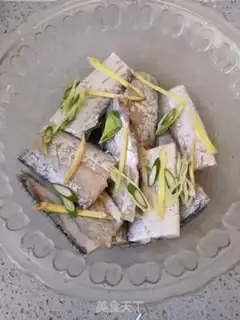 Make Jell-O fish step 0