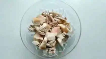 Make Five flowers for squid step 1