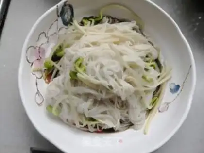 Make Spicy noodles step 7