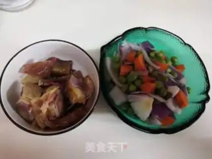 Make Onion peas for chicken legs step 0