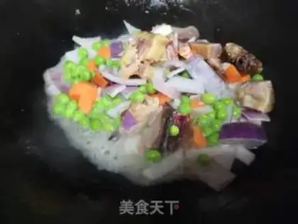 Make Onion peas for chicken legs step 3
