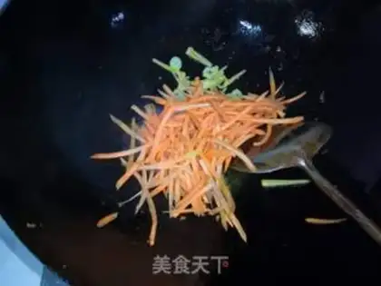 Make Sausage carrots, fried meat step 9