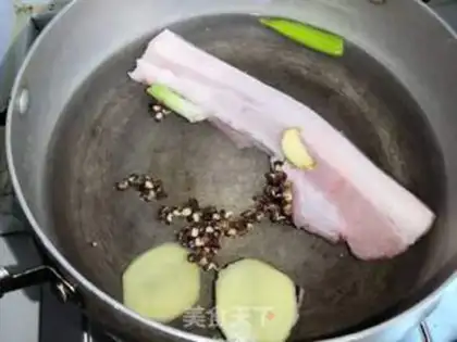 Make Pepper back to the pot step 0