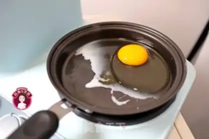 Make A simple sandwich step 5