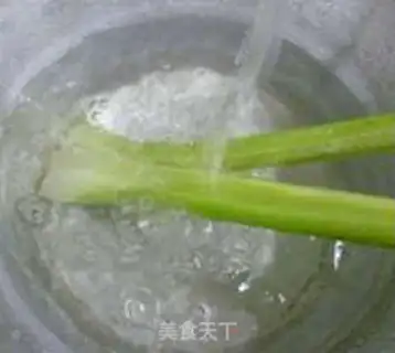 Make ♪ Black-mucked celery ♪ step 4