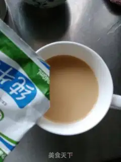 Make Milk tea step 3