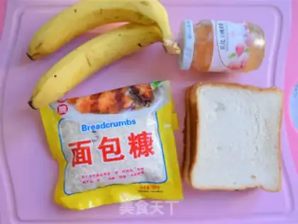 Make Toast banana roll step 0
