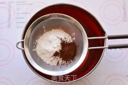 Make Red velvet cake rolls step 4