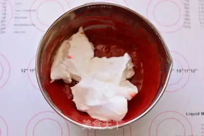 Make Red velvet cake rolls step 7