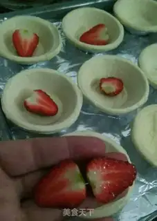 Make Strawberry balls step 1