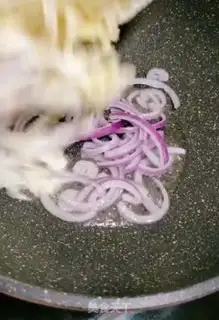 Make Fried noodles step 1