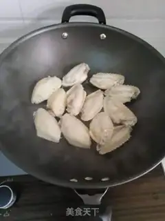Make Coke chicken wings step 1