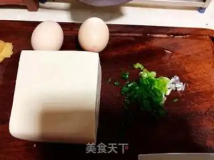 Make Eggs fall tofu step 0