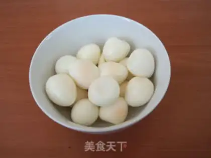 Make Soy pig hoofs step 1