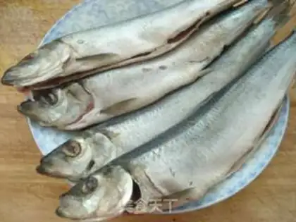 Make Fried herring step 1