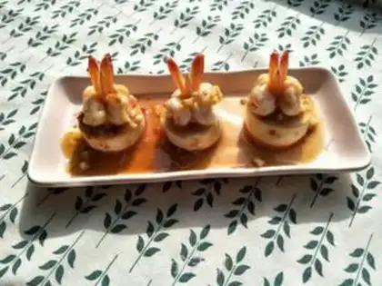 Make Three shrimp by moon step 12