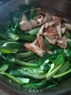 Make Piggy-goose greens step 3
