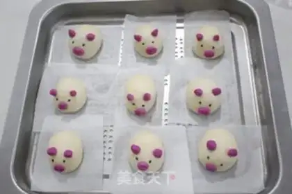 Make Pig bean bag step 11