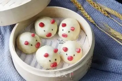 Make Pig bean bag step 13