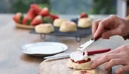 Make English scone step 15