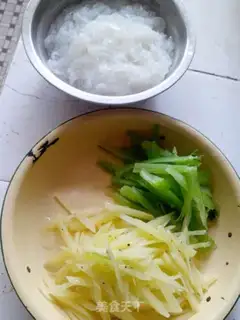 Make Cross-Spring Roll step 1