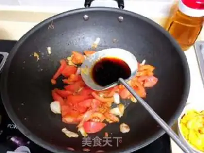 Make Tomato fried eggs step 17