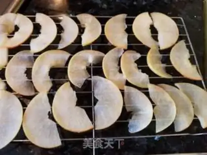 Make Rose apple pie step 4