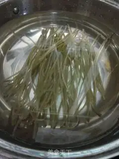 Make Garlic powder step 0