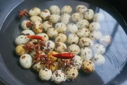 Make Five quail eggs step 1