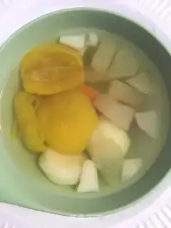 Make Pear soup step 1