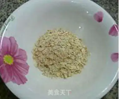 Make Onion egg oatmeal step 3