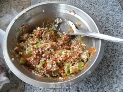 Make The rice squid bucket step 5