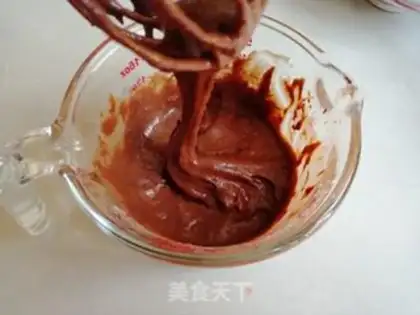 Make Four inches of cocoa chime cake step 3