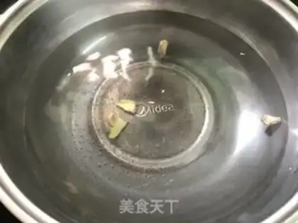 Make White burning shrimp step 1