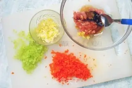 Make Three dumplings step 0